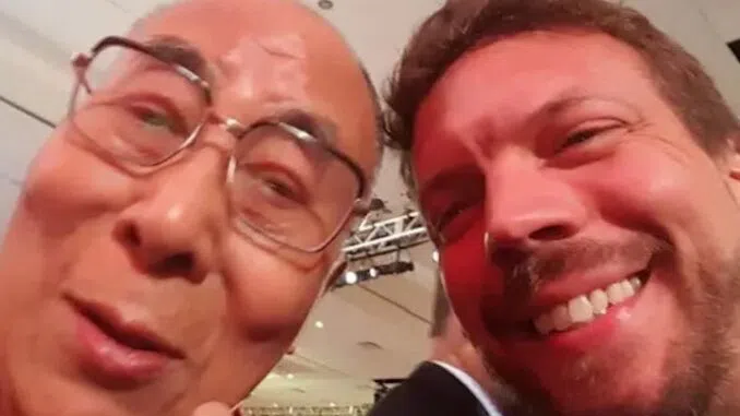 Photo Surfaces of Dalai Lama With Democrat Pedophile Mayor Charged With Child Sex Crimes