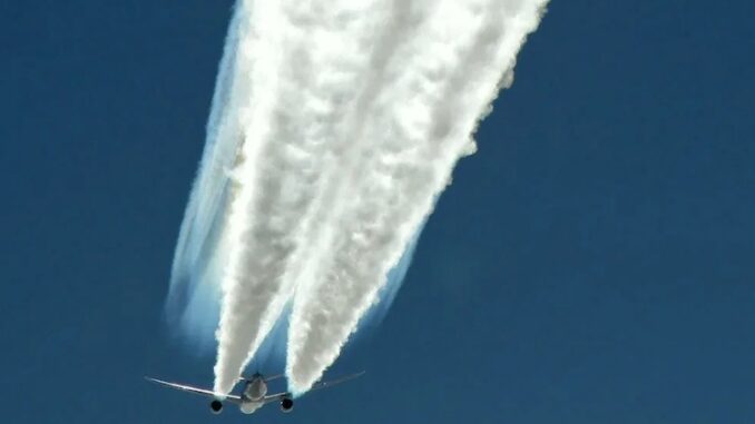 Israel Caught Carpet Bombing Chemtrails Over U.S. Cities – Media Blackout